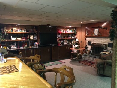 16627 Melinda Ln, Leo, IN 46765 - photo 2