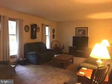 366 Little Creek Trail, Berkeley Springs, WV 25411 - photo 7