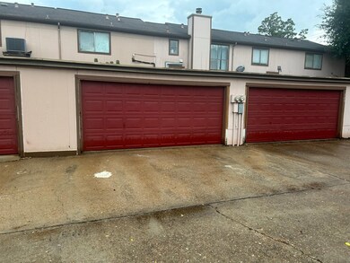 12300 Brookglade Cir unit 124, Houston, TX 77099 - photo 4