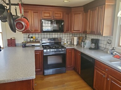 633 Webster St, Hanover, MA 02339 - photo 6