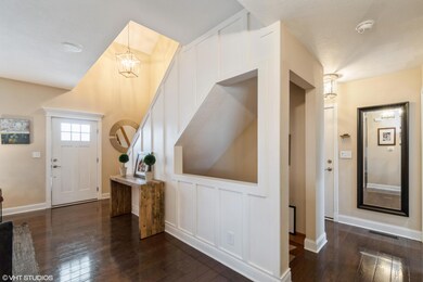 Entry/Stairwell