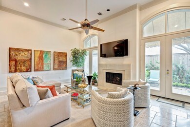 2408 Mandell St, Houston, TX 77006 - photo 3