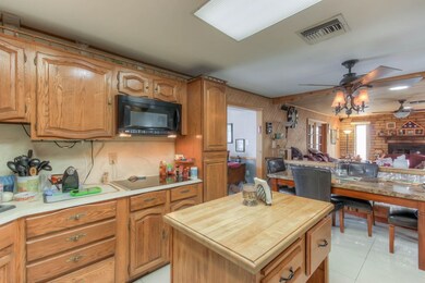 Kitchen (2)