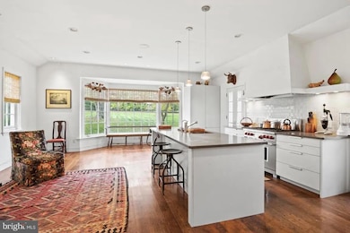 665 Lewis Ln, Ambler, PA 19002 - photo 3