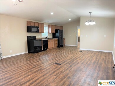 5286 Breaker Cir, Temple, TX 76502 - photo 3