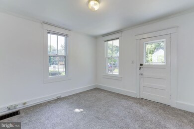 930 Monroe St, Annapolis, MD 21403 - photo 2