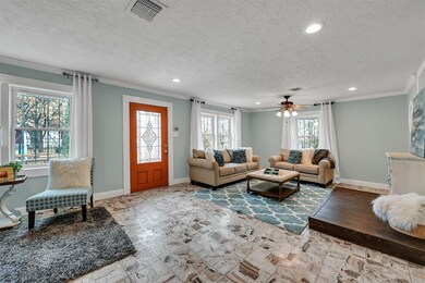 416 Sue St, Houston, TX 77009 - photo 5