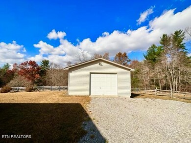 206 Bell Rd, Crossville, TN 38571 - photo 5
