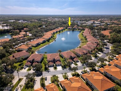 510 Robin Hood Cir unit 101, Naples, FL 34104 - photo 5