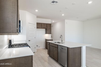 25948 W Hasan Dr, Buckeye, AZ 85326 - photo 6