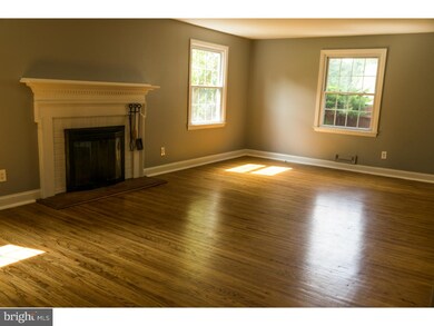 444 Covered Bridge Rd, Cherry Hill, NJ 08034 - photo 2