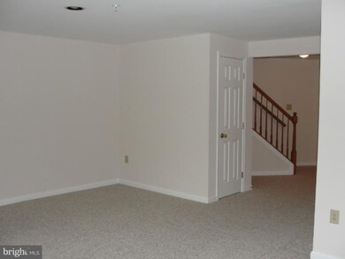 7348 Rocky Creek Dr, Columbia, MD 21046 - photo 5