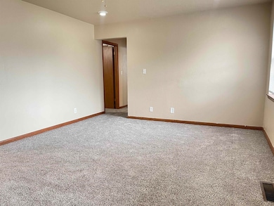 1205 N 14th St, Enid, OK 73701 - photo 3