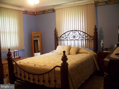 5805 Westchester Hills Ct, Sykesville, MD 21784 - photo 7