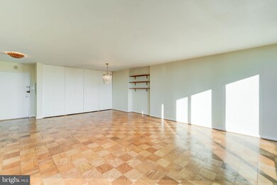 Tiber Island unit W800, Washington, DC 20024 - photo 4