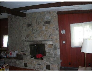 Den/Family/Great Room. Stone fireplace w/raised he