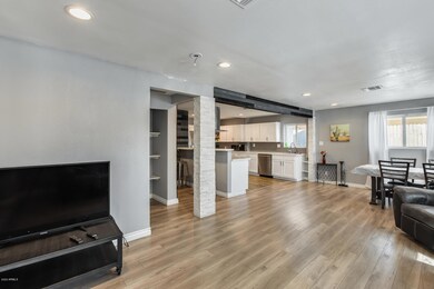 8824 N 6th St, Phoenix, AZ 85020 - photo 5