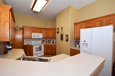 2309 NE 7th St, Moore, OK 73160 - photo 4