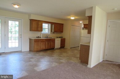 4424B Valley View Rd, Middletown, MD 21769 - photo 3