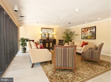 Goodlow House unit R62, Baltimore, MD 21210 - photo 4