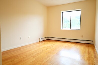 72 Martensen St unit 4, Quincy, MA 02169 - photo 4