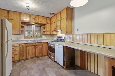 1208 9th Ave SW, Faribault, MN 55021 - photo 4