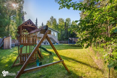 Exterior - Back Yard 20160530-DW-2731-SM