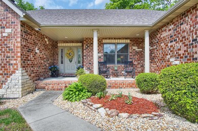 18 Hunters Glen Dr, Maryville, IL 62062 - photo 3