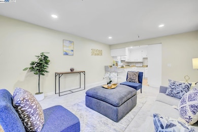 1775 Panda Way unit 337, Hayward, CA 94541 - photo 5