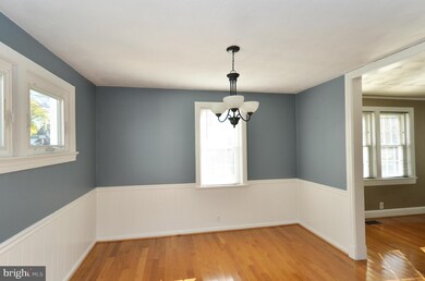 200 N 31st St, Purcellville, VA 20132 - photo 6