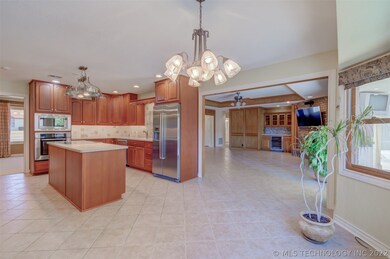 3016 Kingston Dr, Bartlesville, OK 74006 - photo 5