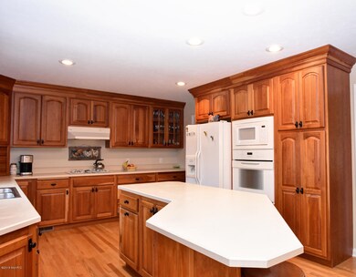 mls_kitchen2 (1)