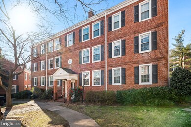 4717 31st St S unit B2, Arlington, VA 22206 - photo 3