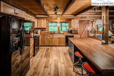 Big kitchen!