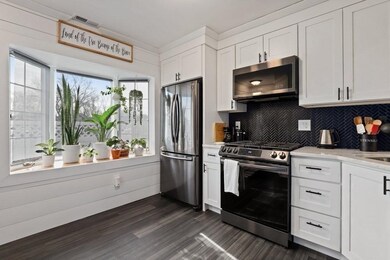 43 Wenlock Rd unit 43, Dorchester, MA 02122 - photo 7