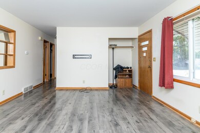 3140 Kingston Ave, Grove City, OH 43123 - photo 4