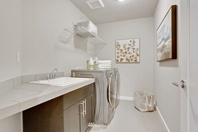 8333 138th Ln SE, Newcastle, WA 98059 - photo 6