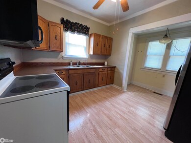 418 S Fillmore St, Osceola, IA 50213 - photo 6