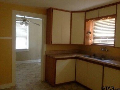 3014 3014 Crestview, Tyler, TX 75701 - photo 7