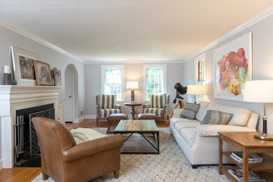 11 Arnold Rd, Wellesley Hills, MA 02481 - photo 5