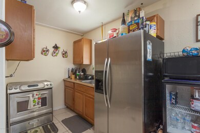 318 Palm Ave-14