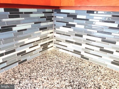 12107 Dove Cir, Laurel, MD 20708 - photo 7