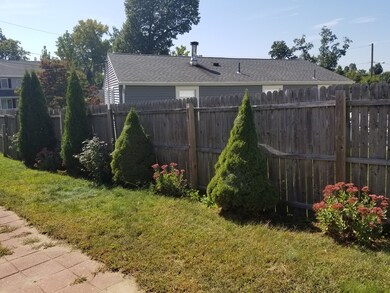 88 Agnes St, Springfield, MA 01118 - photo 7