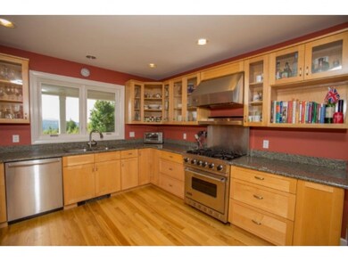 934 Sinclair Dr, Stowe, VT 05672 - photo 7