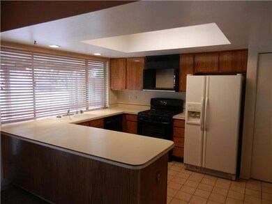 10508 Candlewood Ave, El Paso, TX 79925 - photo 6