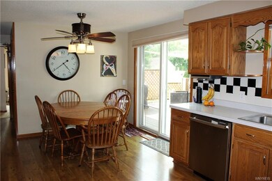 830 Deerfield Dr, North Tonawanda, NY 14120 - photo 3