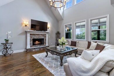 3136 Whistling Way-6