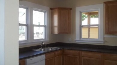 1619 Warren St, Davenport, IA 52804 - photo 4