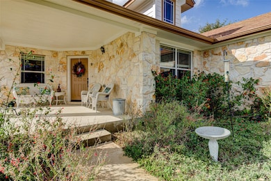 112 Speegle Ct, Cedar Creek, TX 78612 - photo 3