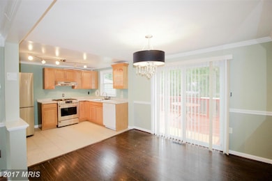 5912 Aplomado Dr, Burke, VA 22015 - photo 6